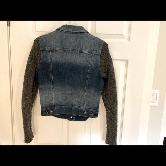 𝅺SILVER JEANS DENIM JACKET WITH SWEATER SLEEVES-XS - Picture 3 of 12